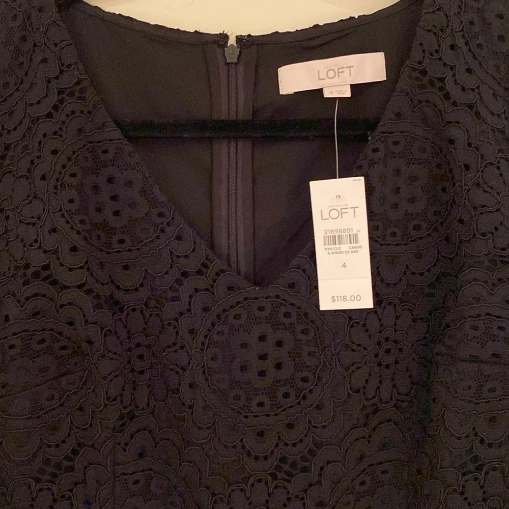 NWT LOFT black lace v-neck 3/4 sheer sleeve dress Sz 4 - Picture 5 of 12